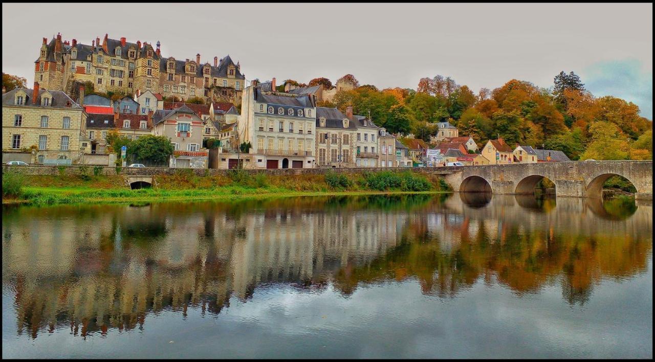 Au pied du château Saint-Aignan  Exterior foto